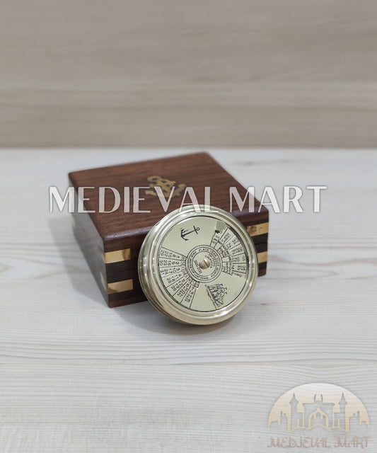 MEDIEVALMART FR Boussole Nautique Vintage Trip Gear en Laiton – Finition Or Brillant avec Base en Bois | Cadeau pour Maman