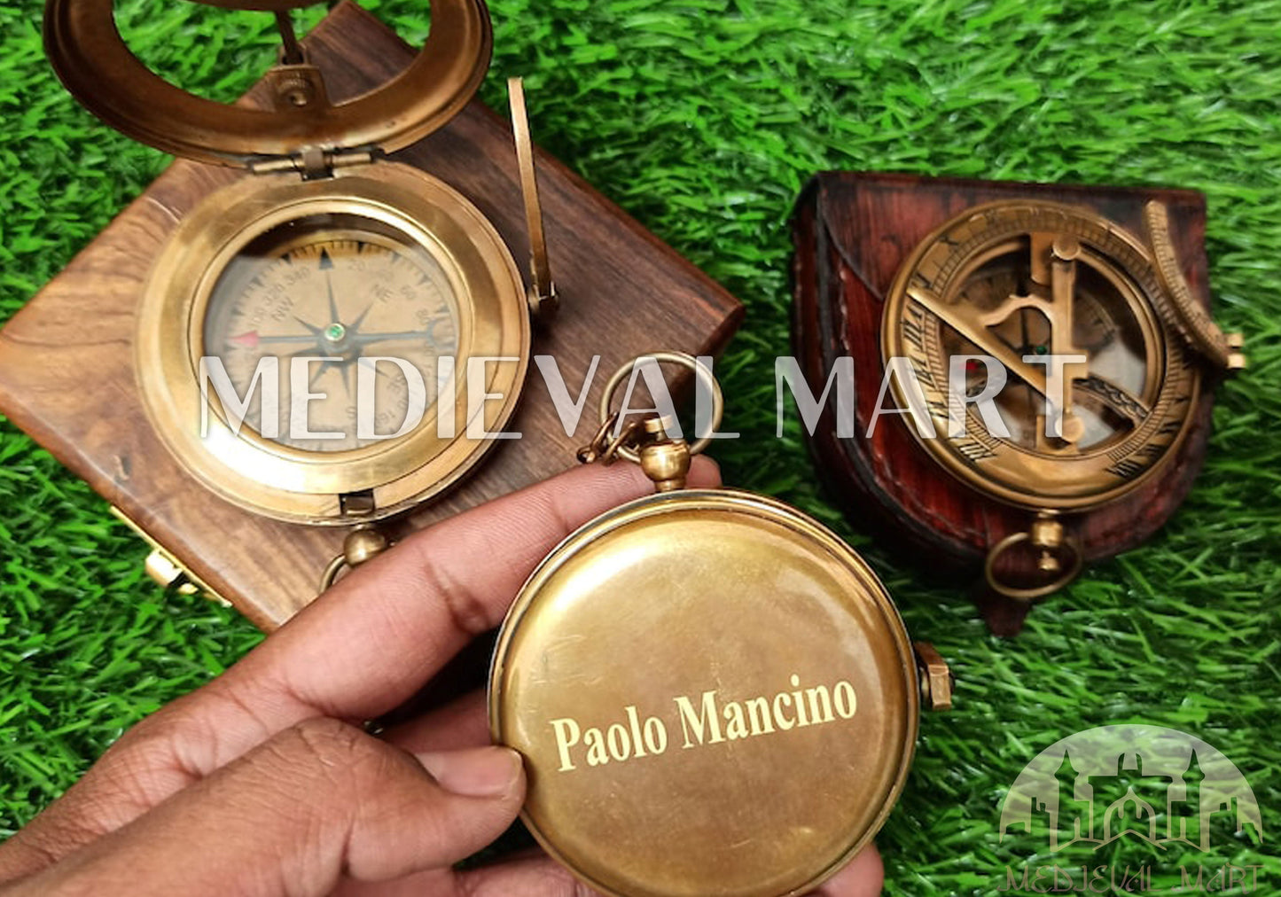 MEDIEVALMART FR Boussole Nautique Vintage Trip Gear en Laiton – Finition Or Brillant avec Base en Bois | Cadeau pour Maman