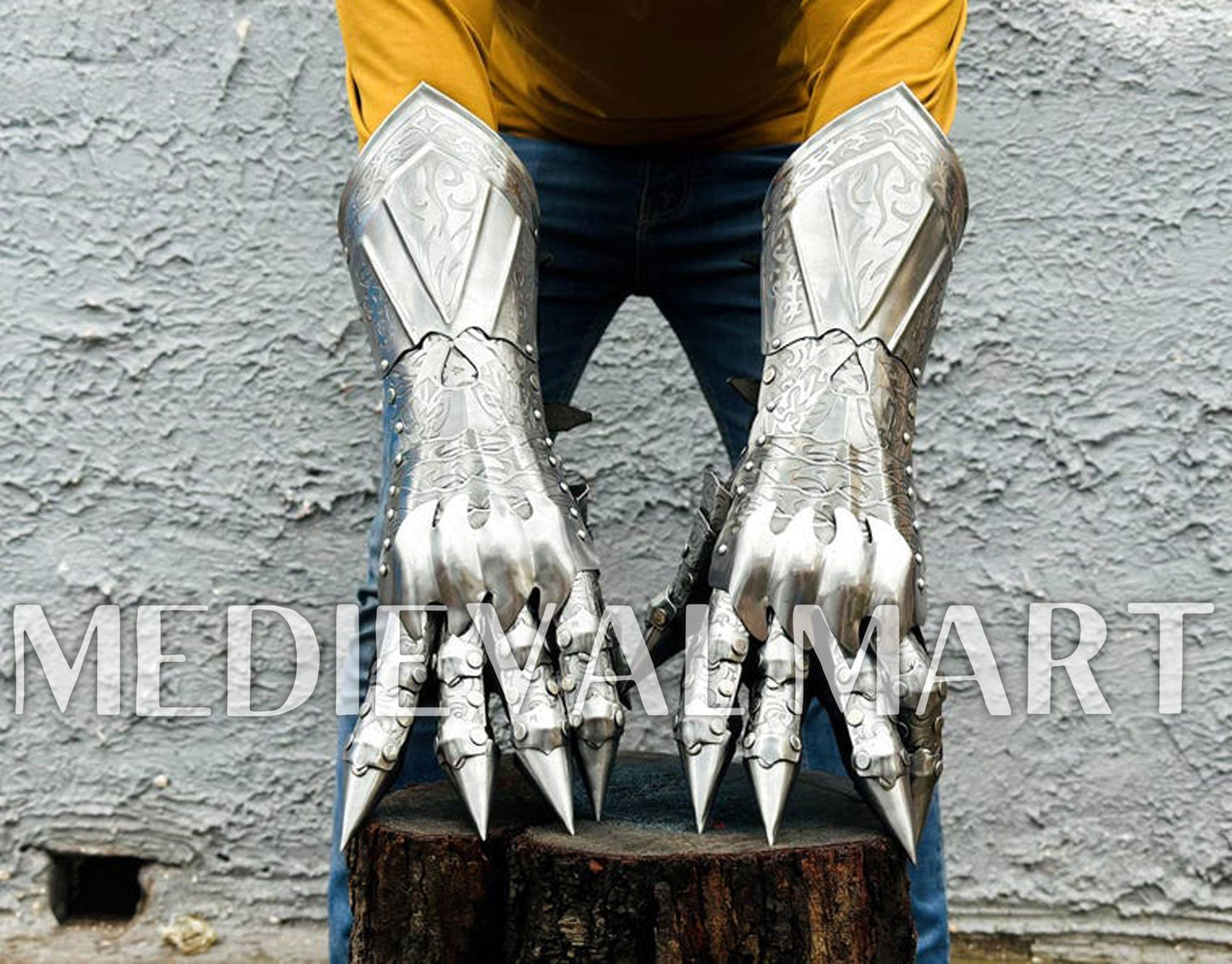 MEDIEVALMART FR Ensemble De Gantelets Dorés Inspirés De Sauron Witcher LOTR Avec Étoile Bleue – Gants D’Armure Cosplay