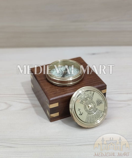MEDIEVALMART FR Boussole Nautique Vintage Trip Gear en Laiton – Finition Or Brillant avec Base en Bois | Cadeau pour Maman