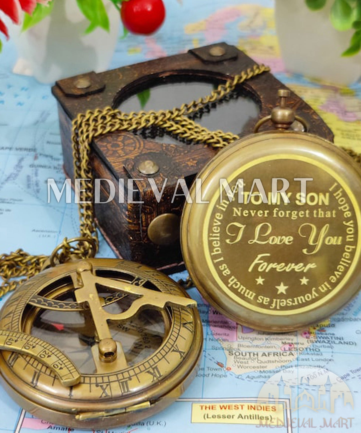 MEDIEVALMART FR Boussole Nautique Vintage Trip Gear en Laiton – Finition Or Brillant avec Base en Bois | Cadeau pour Maman