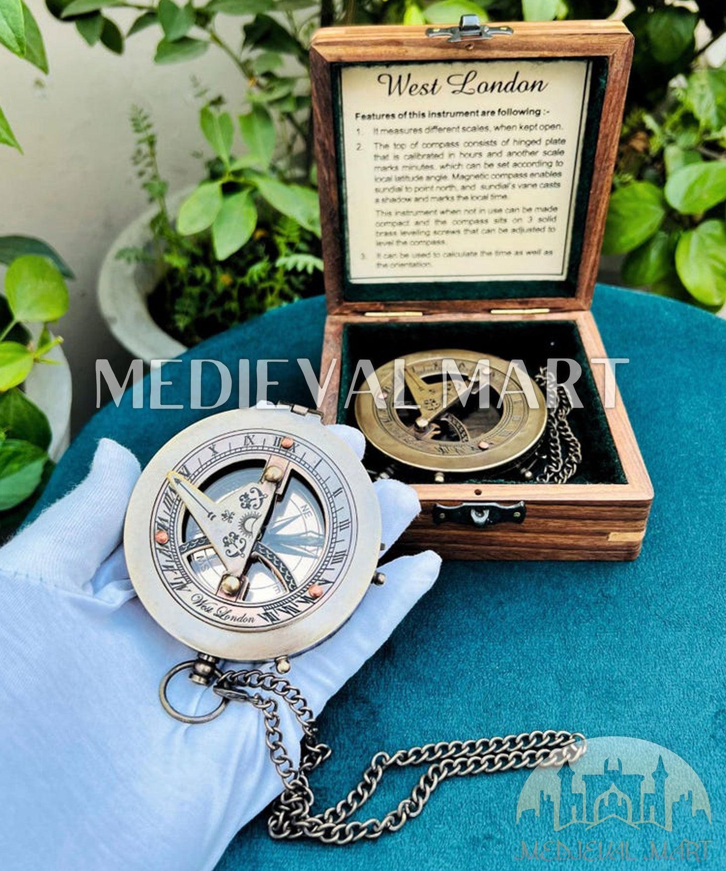 MEDIEVALMART FR Boussole Nautique Vintage Trip Gear en Laiton – Finition Or Brillant avec Base en Bois | Cadeau pour Maman