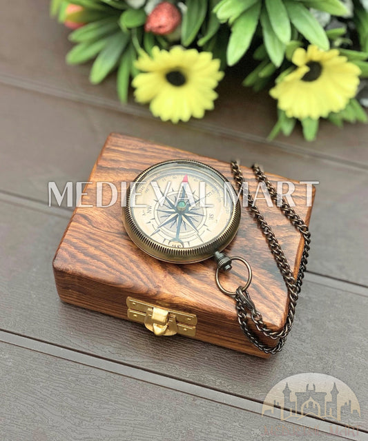 MEDIEVALMART FR Boussole Nautique Vintage Trip Gear en Laiton – Finition Or Brillant avec Base en Bois | Cadeau pour Maman