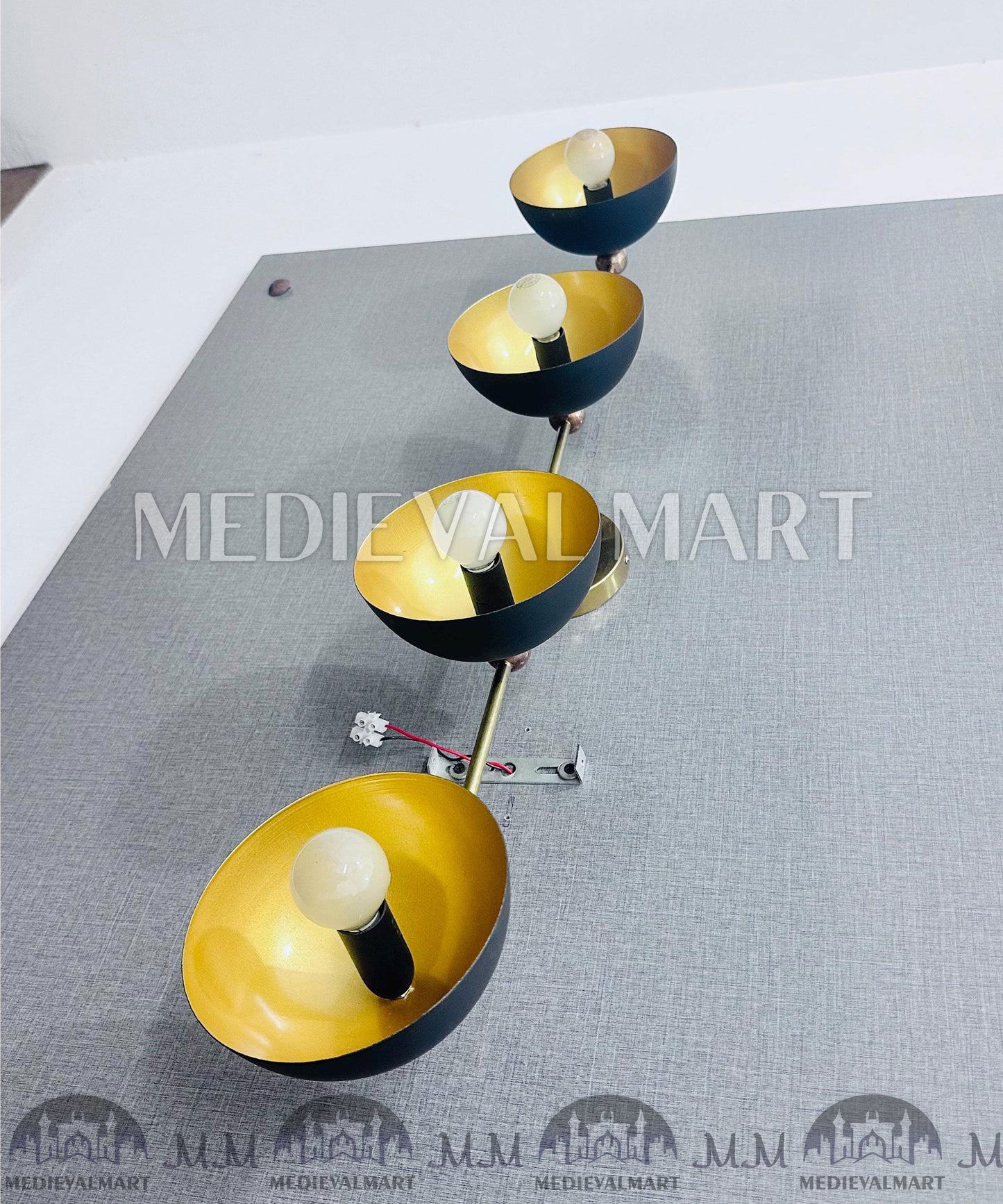 MEDIEVALMART FR Ensemble De Gantelets Dorés Inspirés De Sauron Witcher LOTR Avec Étoile Bleue – Gants D’Armure Cosplay