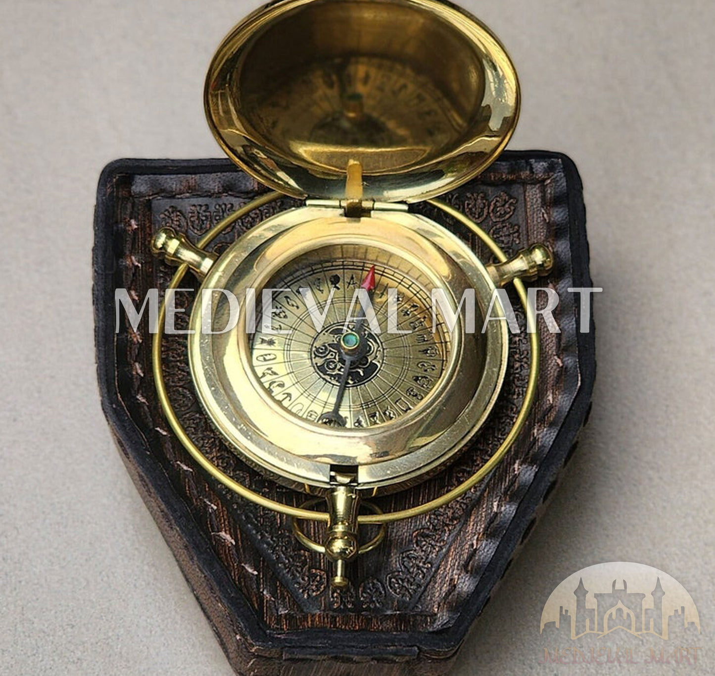 MEDIEVALMART FR Boussole Nautique Vintage Trip Gear en Laiton – Finition Or Brillant avec Base en Bois | Cadeau pour Maman