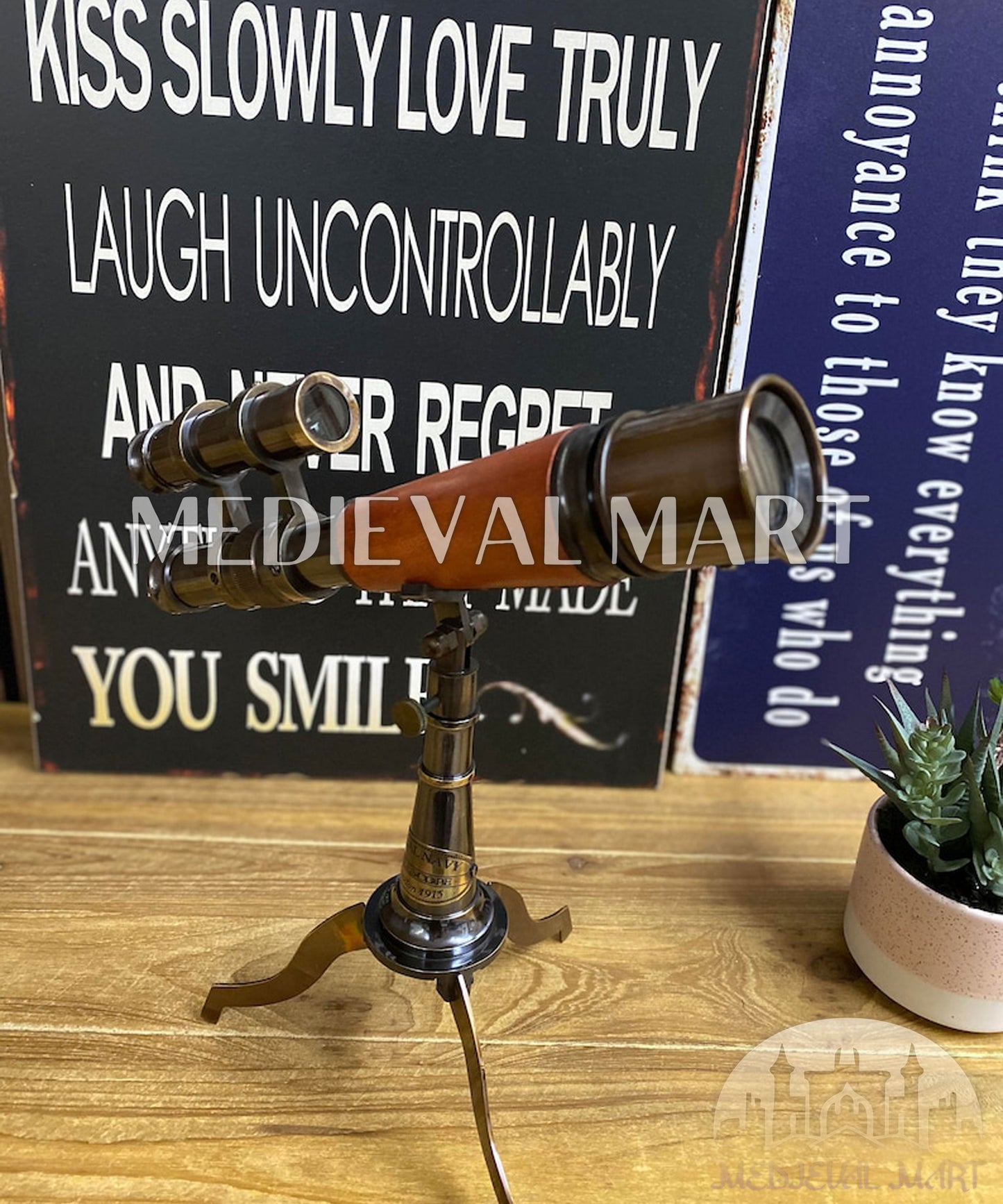 MEDIEVALMART FR Bouclier Médiéval Templier Inspiré de la Croix Zelda & Diable en Bois – Finition Bleue & Or | Cadeau pour Noël