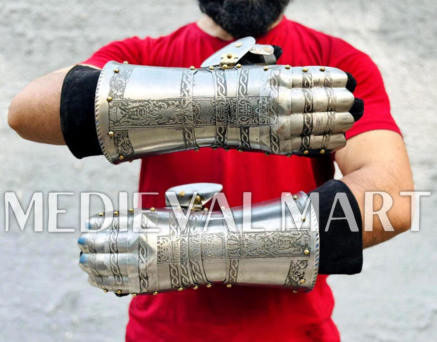 MEDIEVALMART FR Ensemble Exclusif De Gantelets Noirs Inspirés De Sauron Witcher LOTR Avec Décor Doré