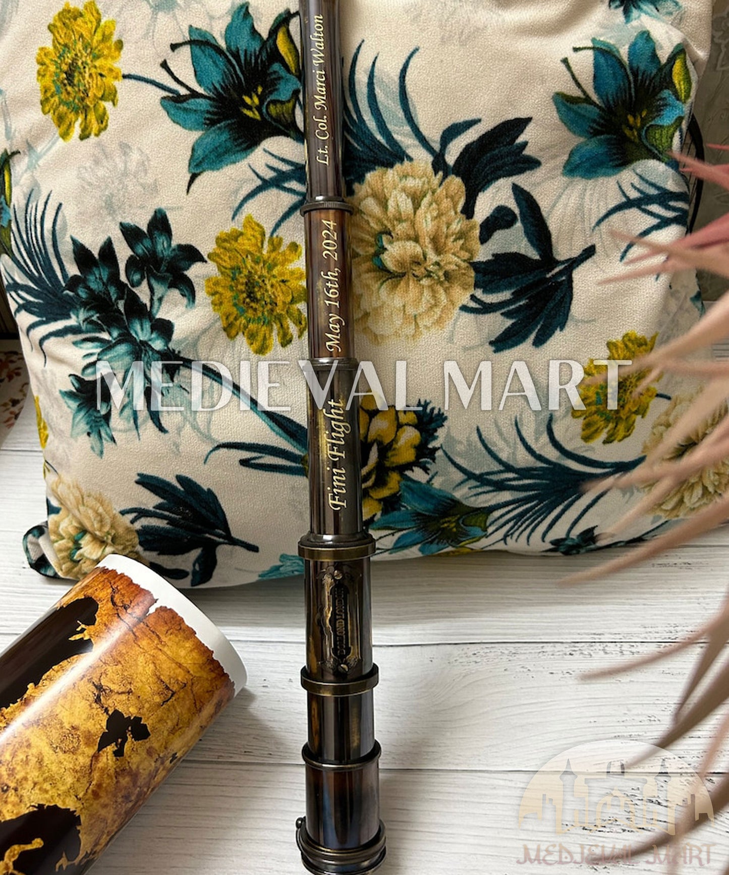 MEDIEVALMART FR Bouclier Médiéval Templier Inspiré de la Croix Zelda & Diable en Bois – Finition Bleue & Or | Cadeau pour Noël