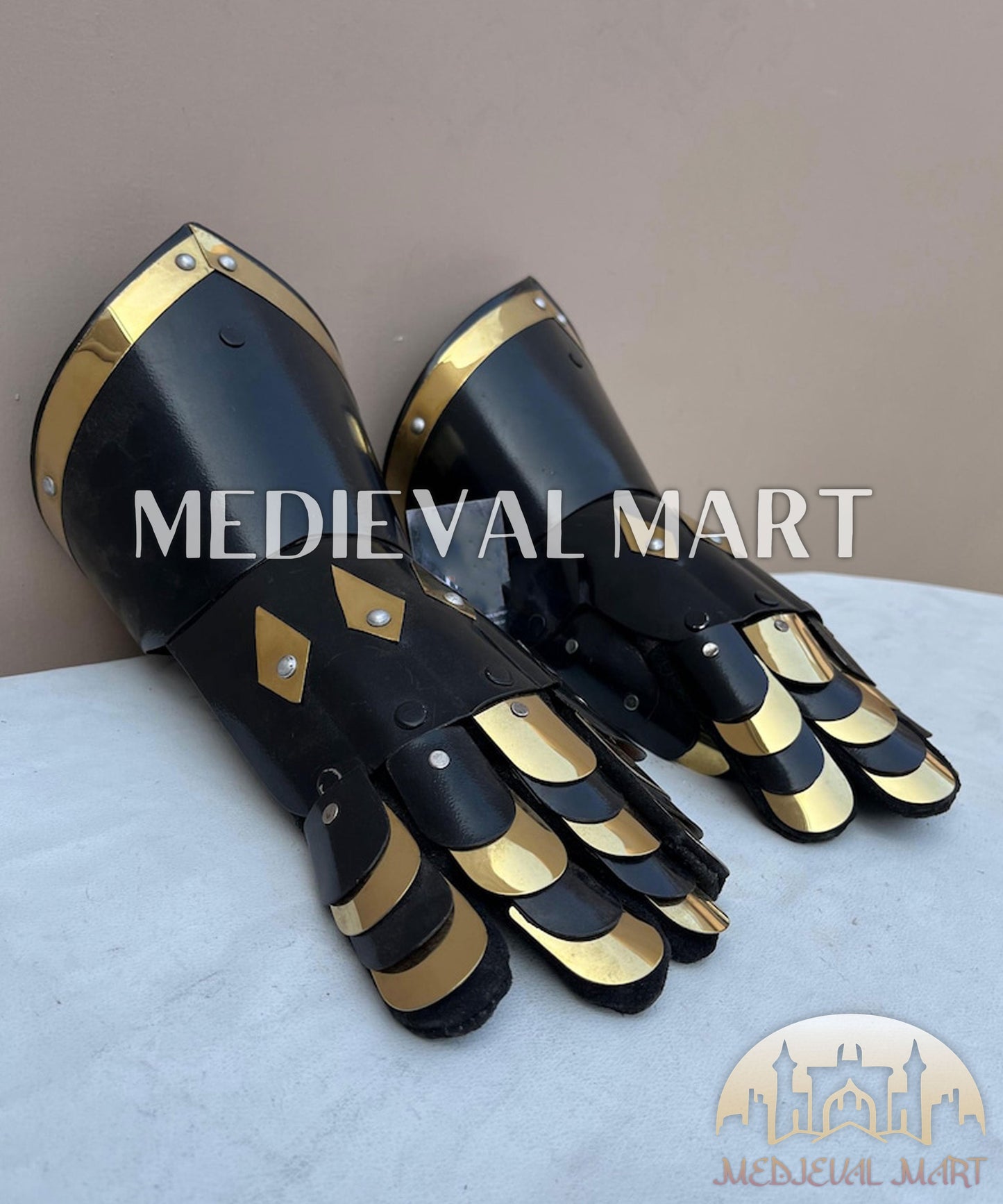 MEDIEVALMART FR Ensemble Exclusif De Gantelets Noirs Inspirés De Sauron Witcher LOTR Avec Décor Doré