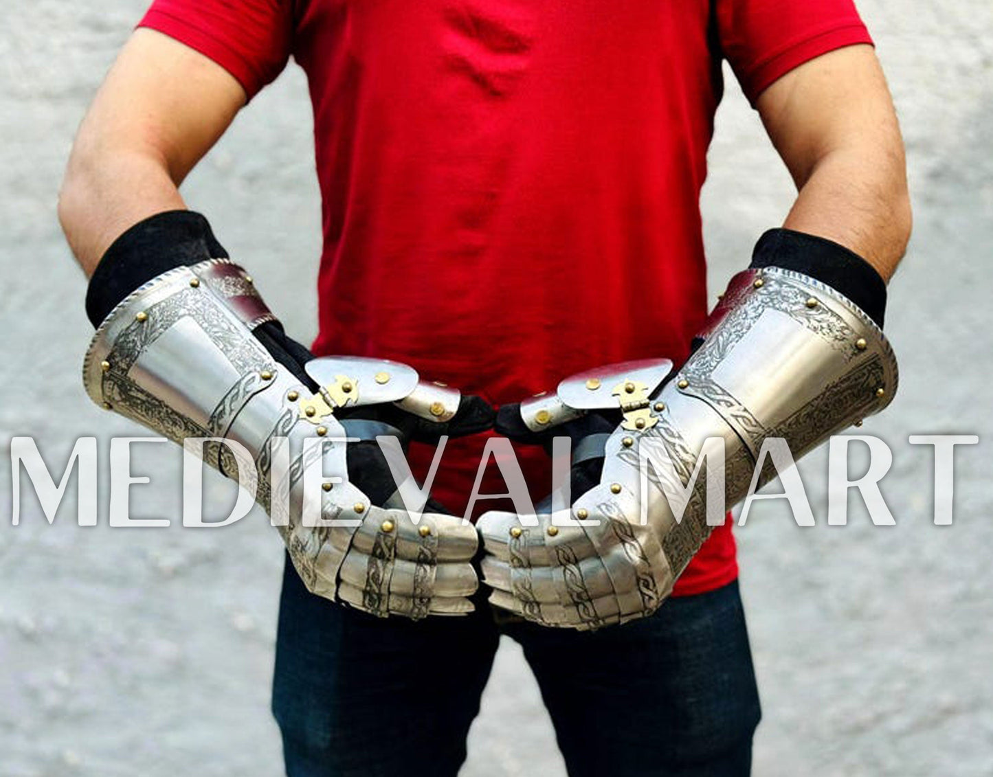MEDIEVALMART FR Ensemble Exclusif De Gantelets Noirs Inspirés De Sauron Witcher LOTR Avec Décor Doré