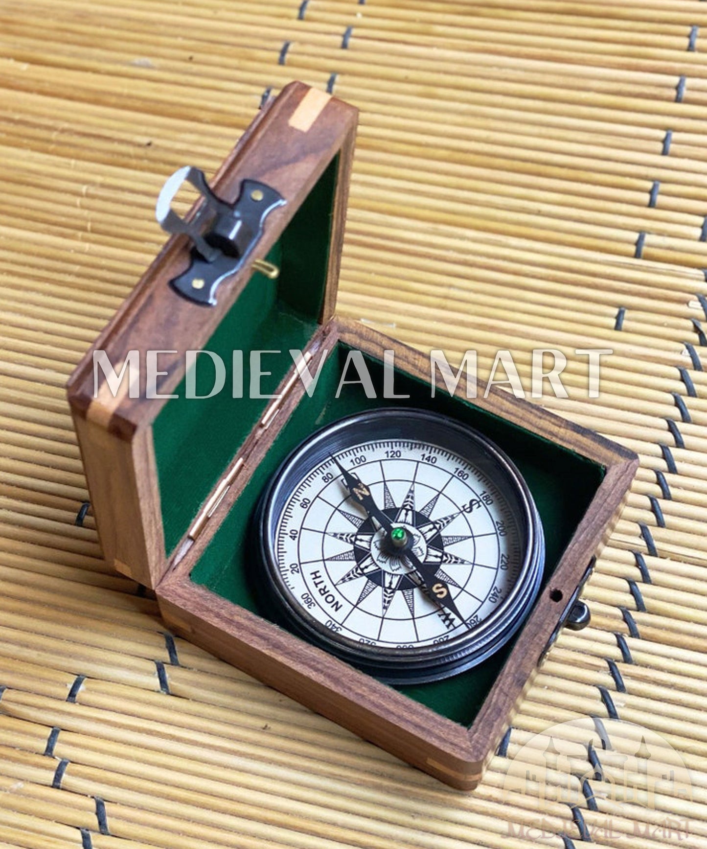 MEDIEVALMART FR Boussole Nautique Vintage Trip Gear en Laiton – Finition Or Brillant avec Base en Bois | Cadeau pour Maman