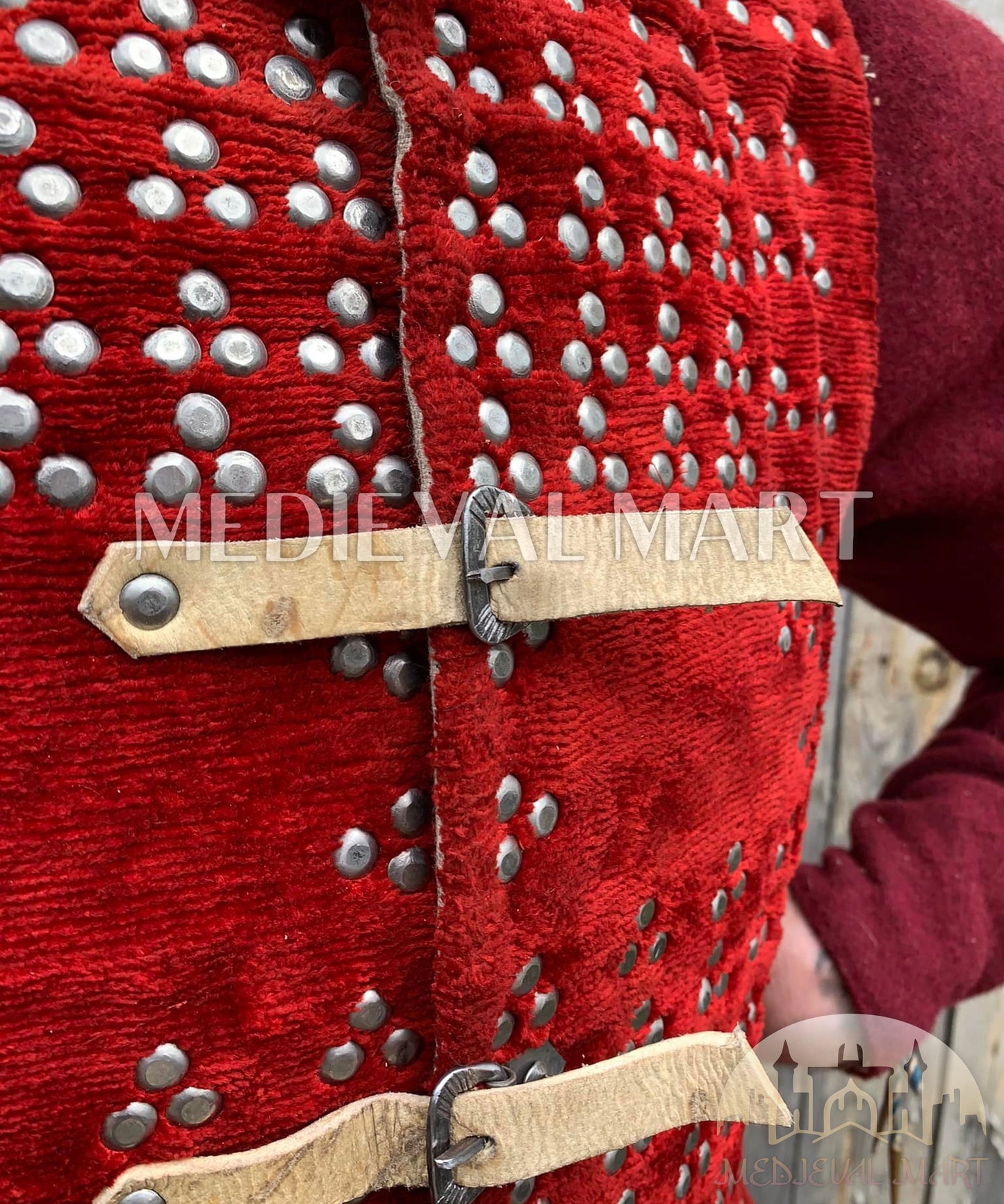 MEDIEVALMART  Armure Brigandine Renaissance Médiévale PREMIUM Rouge “MOAB” – Type Royal Iconique – LARP