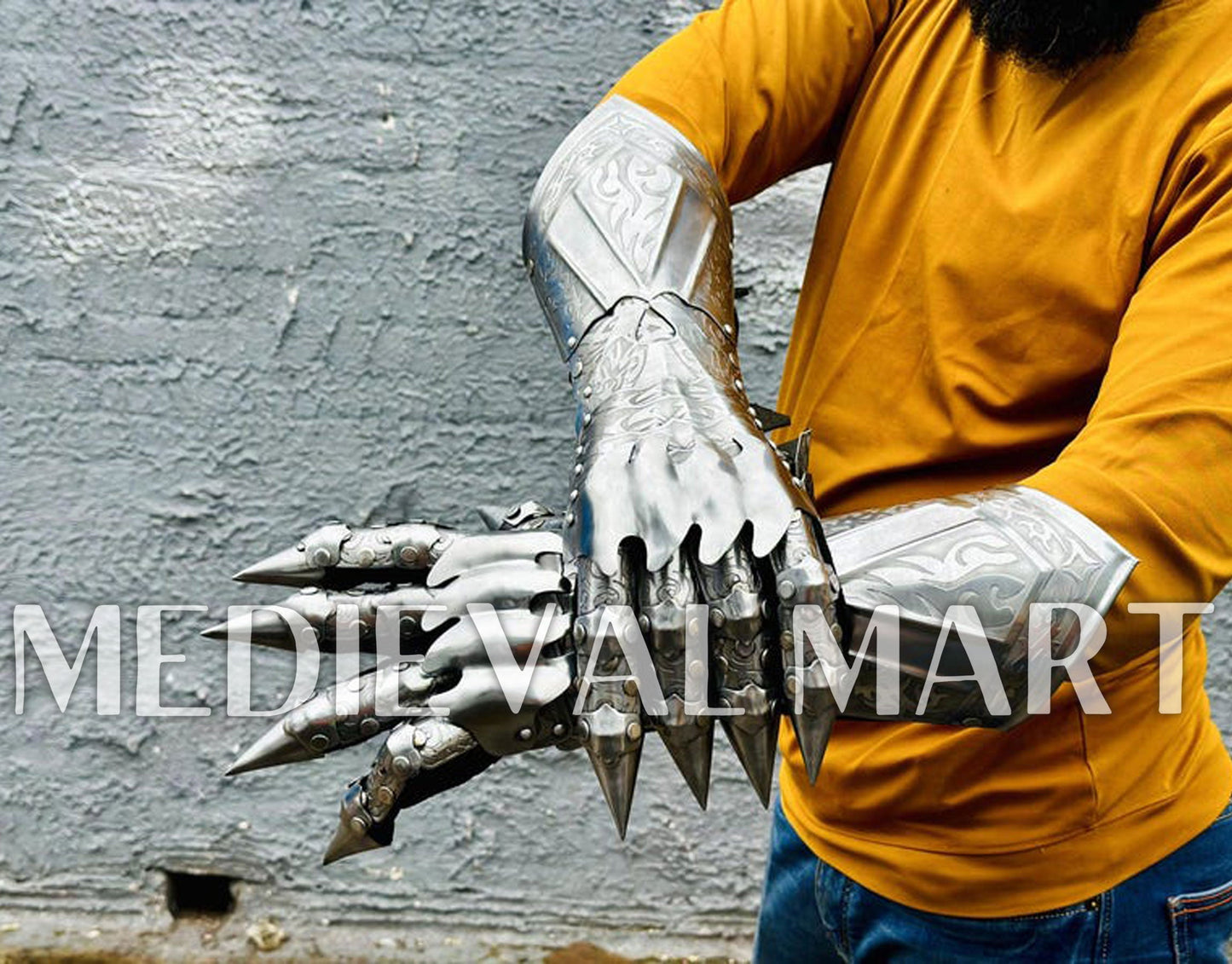 MEDIEVALMART FR Ensemble De Gantelets Dorés Inspirés De Sauron Witcher LOTR Avec Étoile Bleue – Gants D’Armure Cosplay