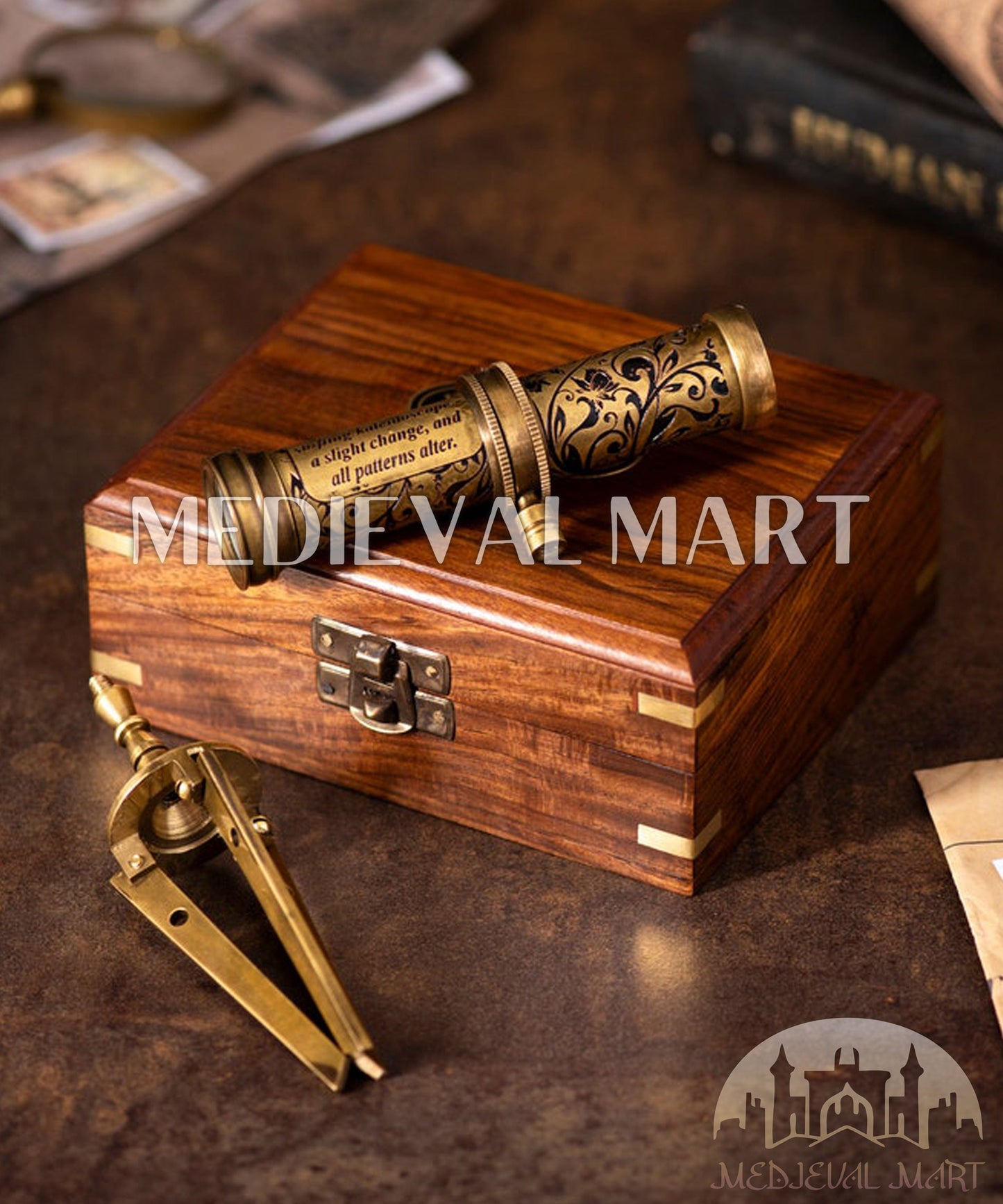 MEDIEVALMART FR Bouclier Médiéval Templier Inspiré de la Croix Zelda & Diable en Bois – Finition Bleue & Or | Cadeau pour Noël