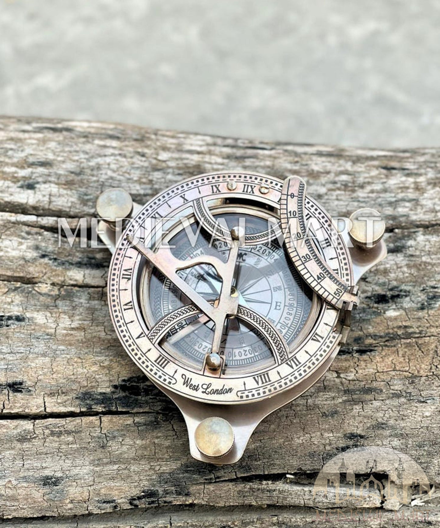 MEDIEVALMART FR Boussole Nautique Vintage Trip Gear en Laiton – Finition Or Brillant avec Base en Bois | Cadeau pour Maman