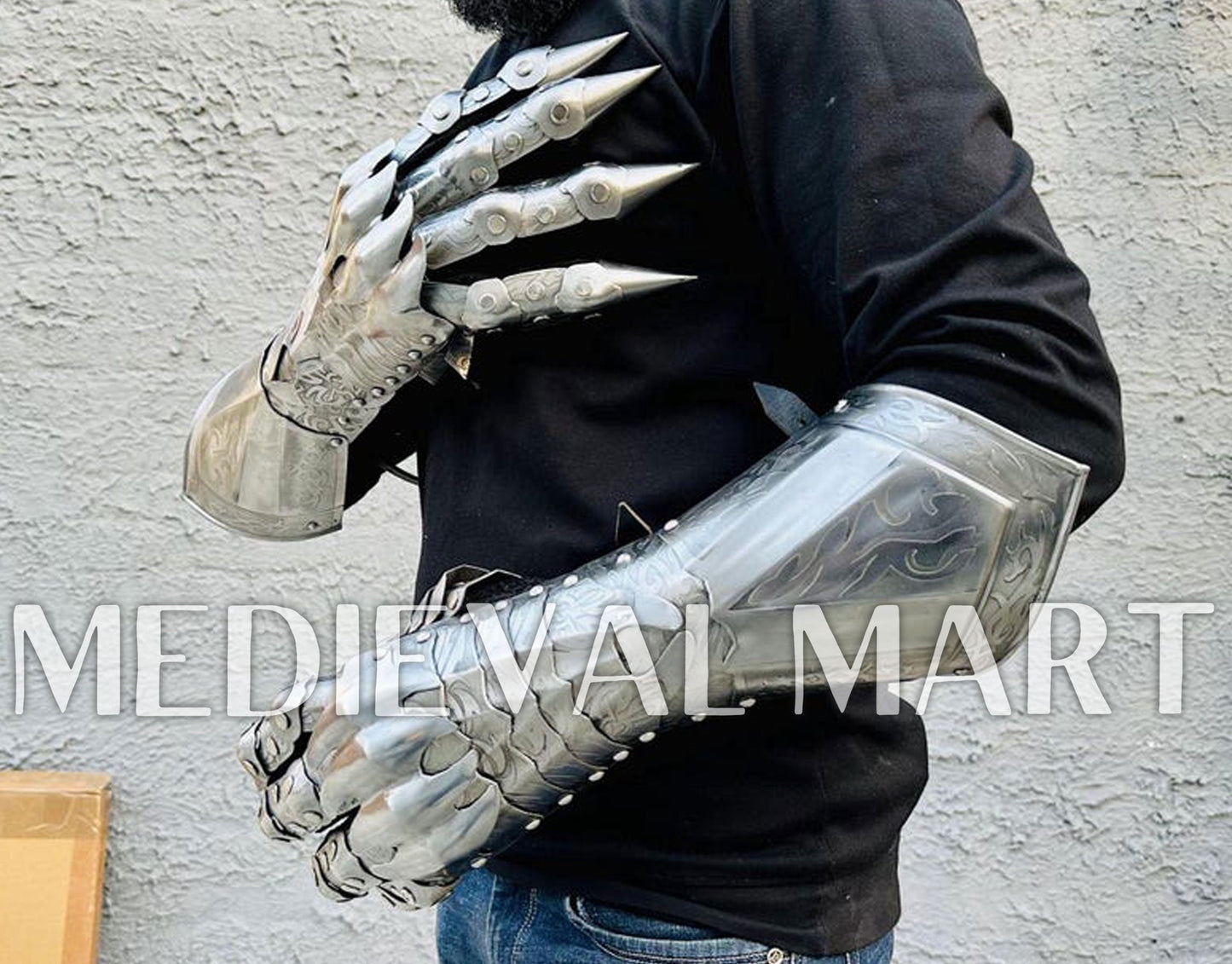 MEDIEVALMART FR Ensemble De Gantelets Dorés Inspirés De Sauron Witcher LOTR Avec Étoile Bleue – Gants D’Armure Cosplay
