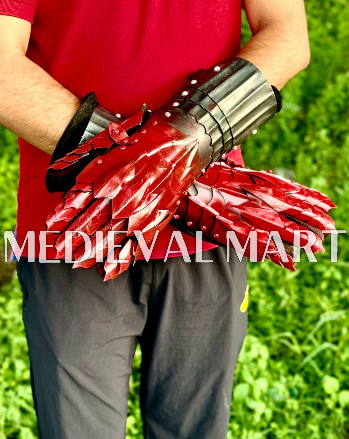 MEDIEVALMART FR Ensemble Exclusif De Gantelets Noirs Inspirés De Sauron Witcher LOTR Avec Décor Doré