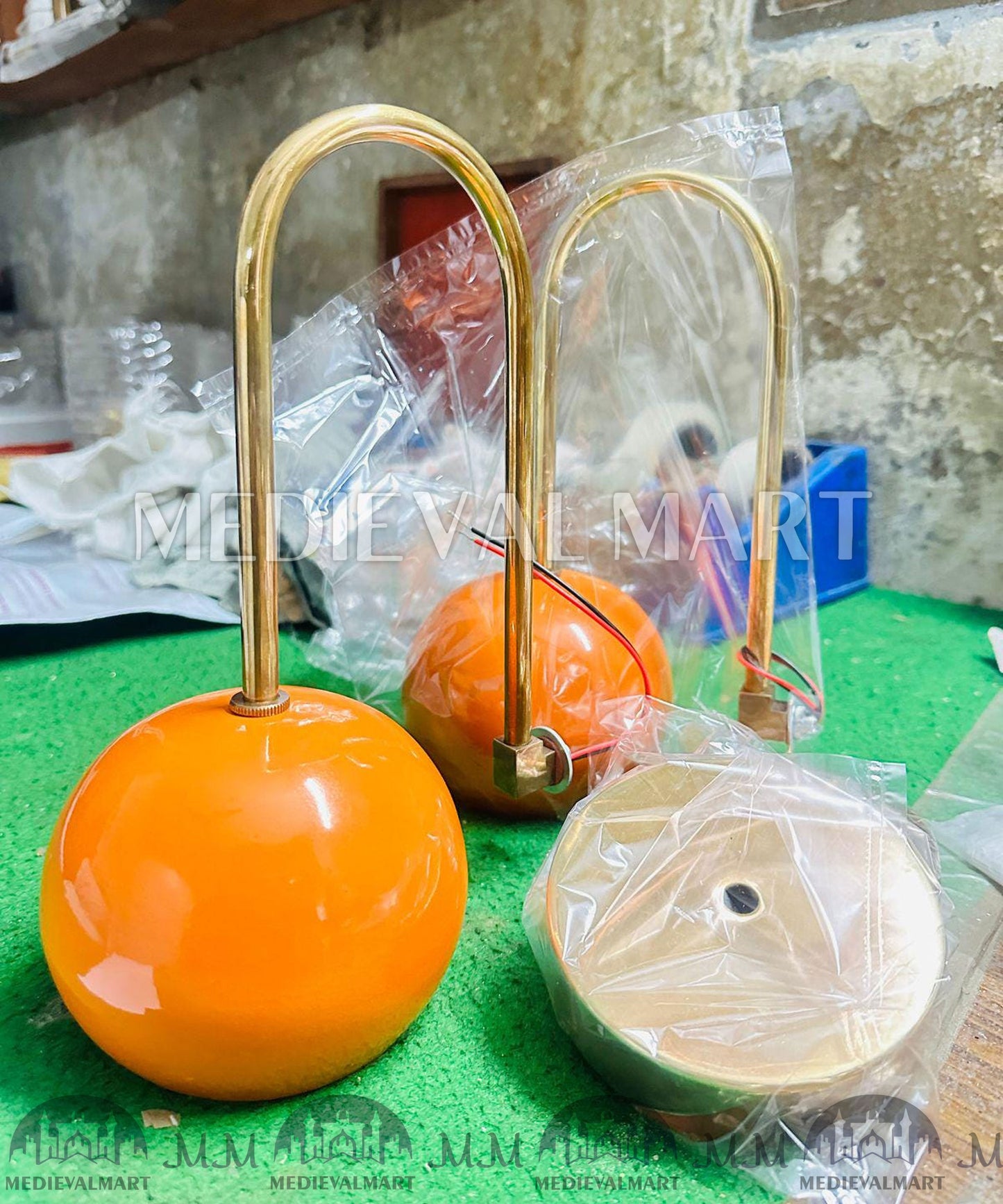 MEDIEVALMART FR Applique Murale À Double Cône En Laiton Marron, Lampe De Coiffeuse Fabriquée À La Main