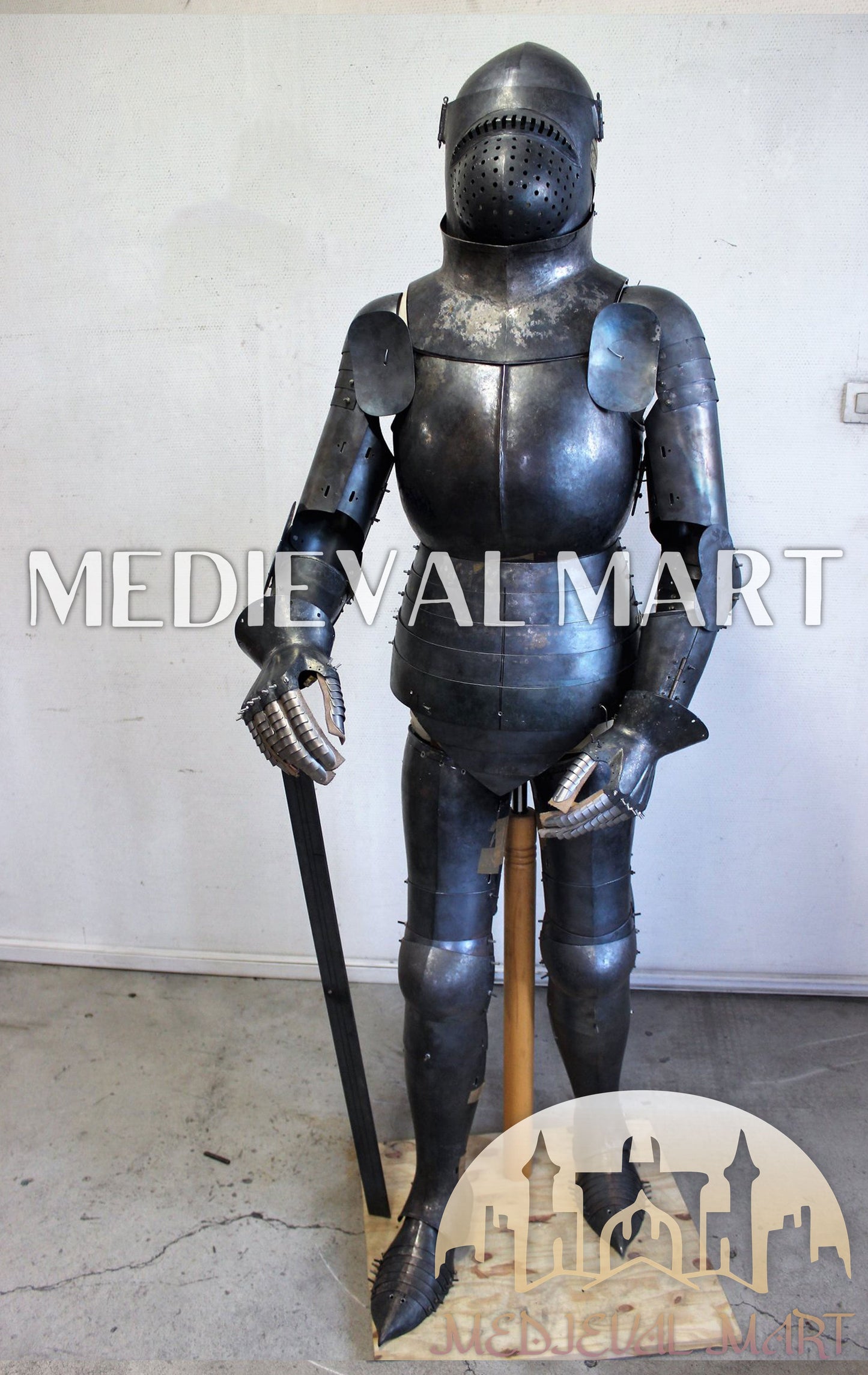 MEDIEVALMART FR Armure de Combat du XIVe Siècle – Ensemble Complet d’Armure de Buhurt avec Bassinet Klappvisor & Épée