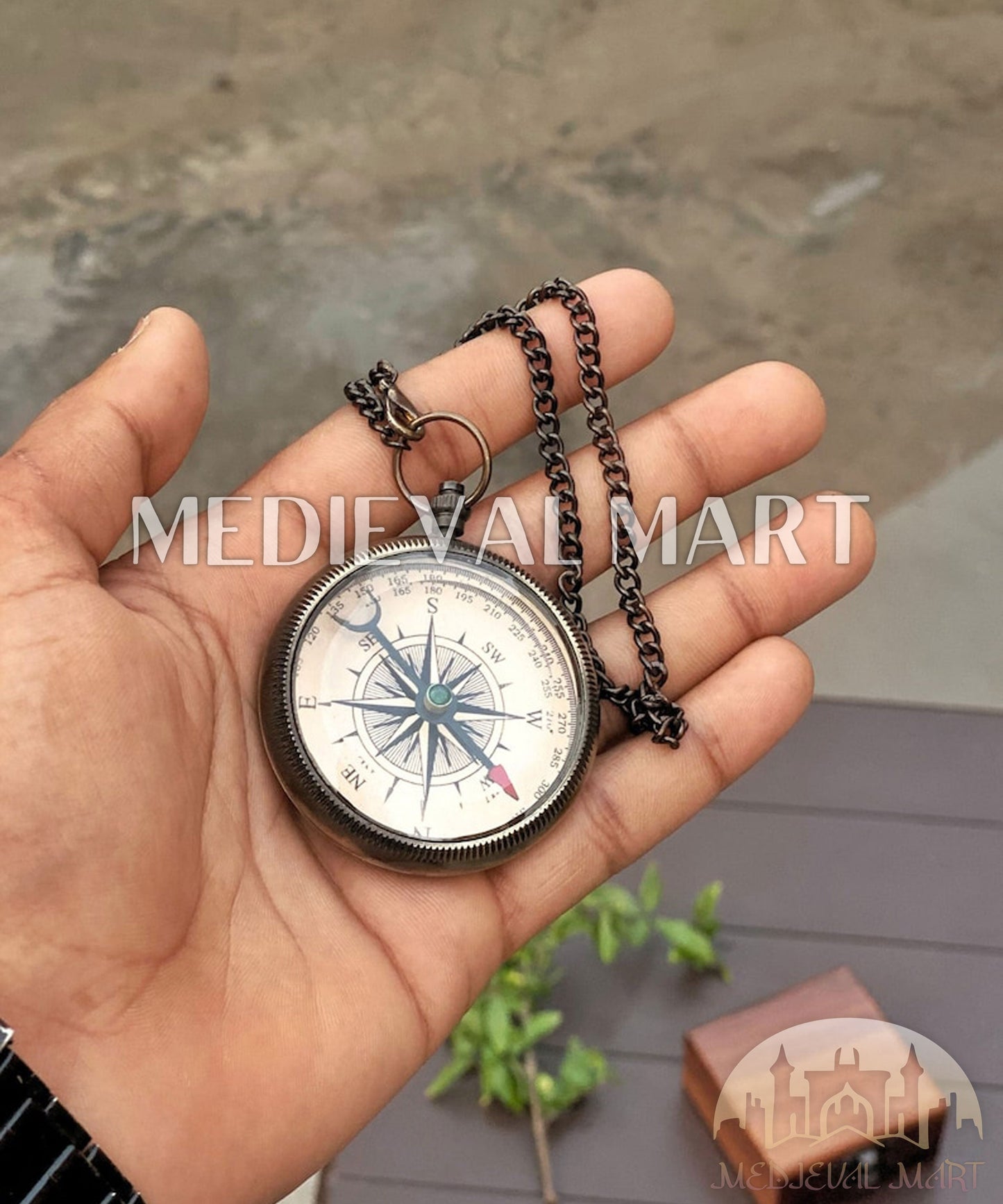 MEDIEVALMART FR Boussole Nautique Vintage Trip Gear en Laiton – Finition Or Brillant avec Base en Bois | Cadeau pour Maman