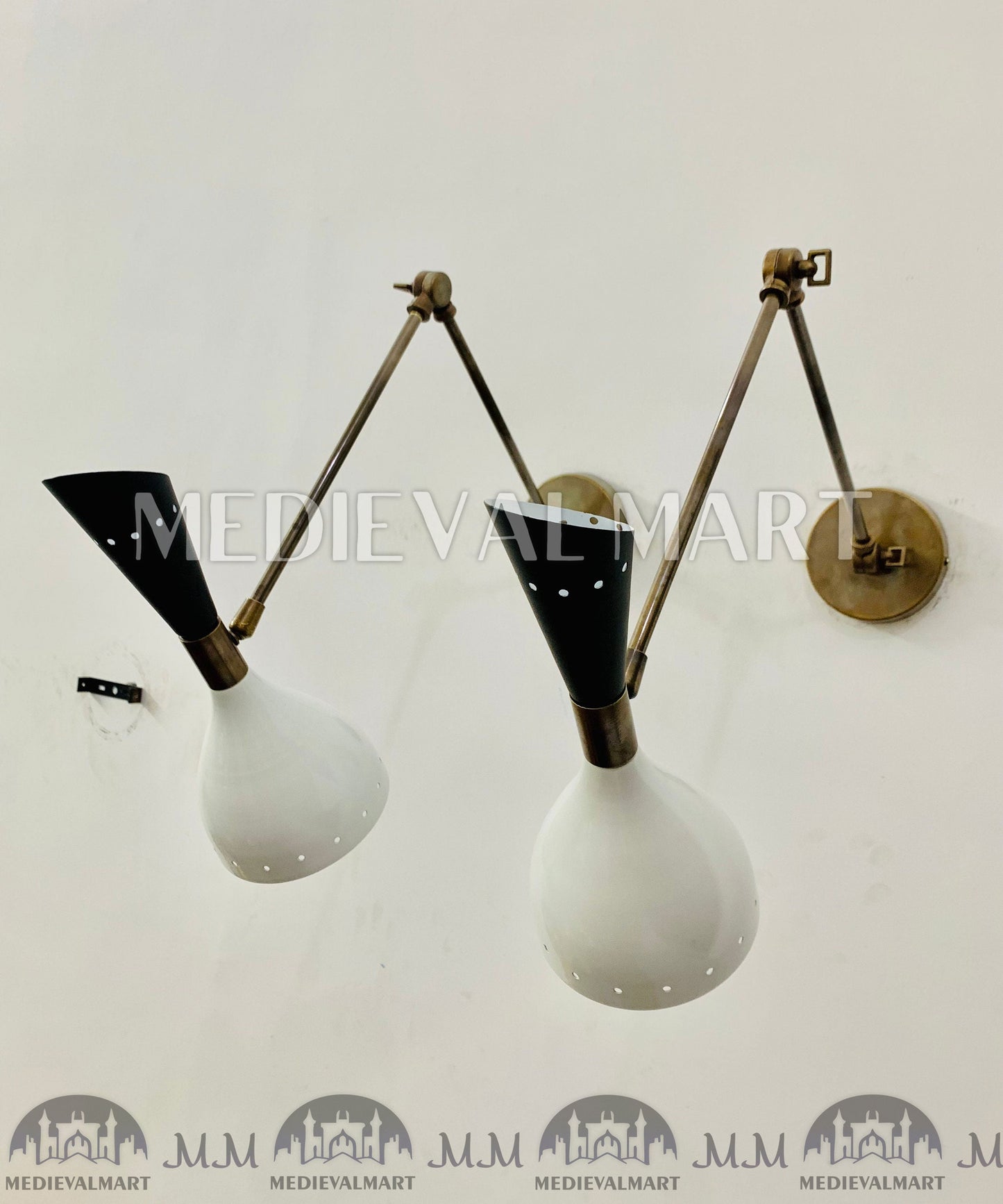 MEDIEVALMART FR Applique Murale À Double Cône En Laiton Marron, Lampe De Coiffeuse Fabriquée À La Main