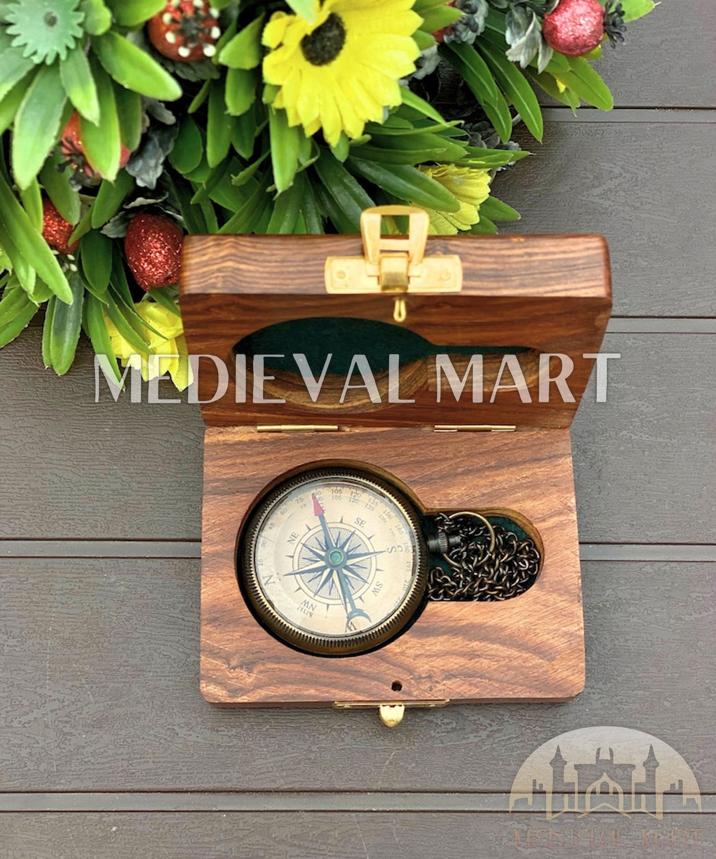 MEDIEVALMART FR Boussole Nautique Vintage Trip Gear en Laiton – Finition Or Brillant avec Base en Bois | Cadeau pour Maman