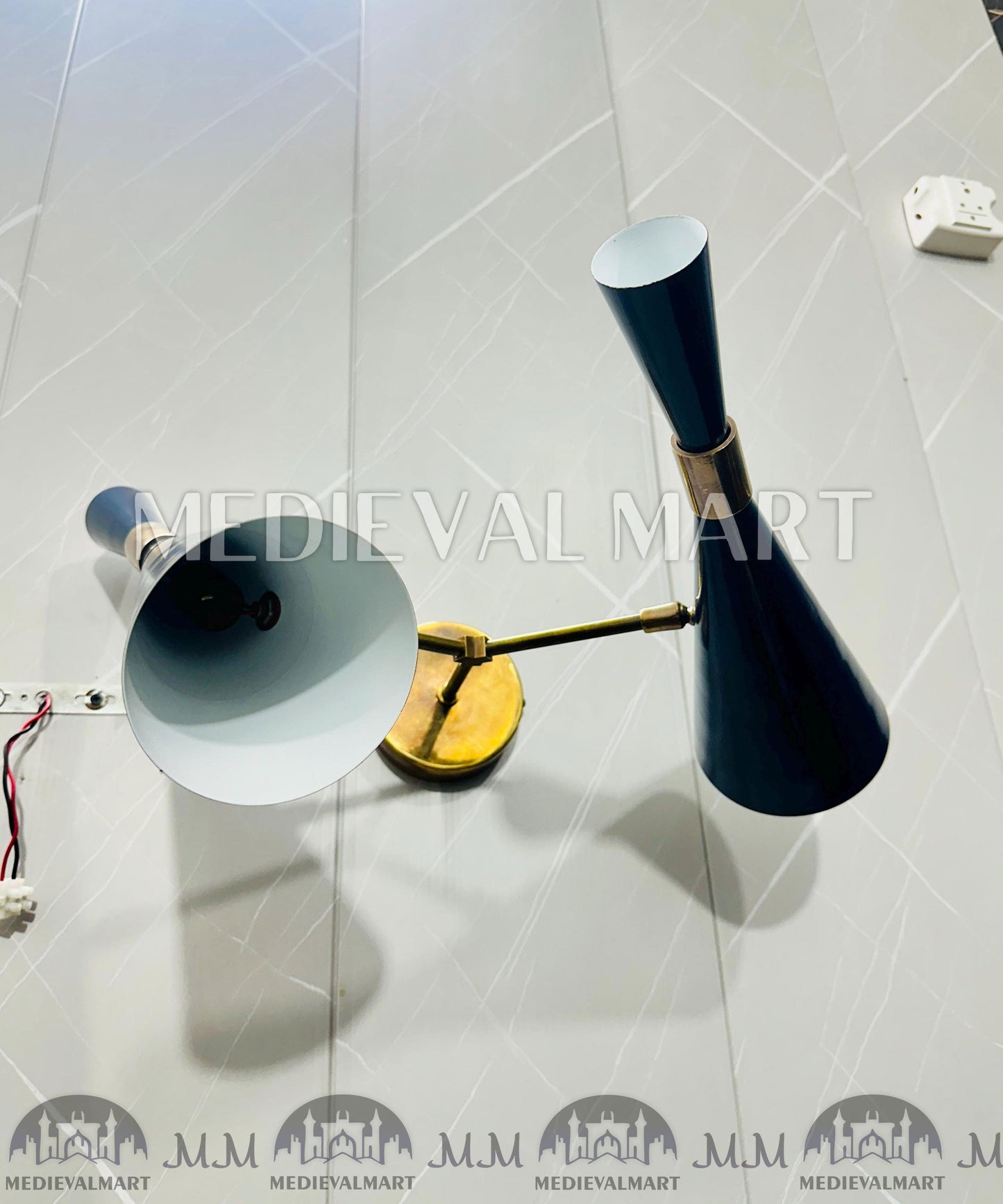 MEDIEVALMART FR Applique Murale en Laiton Fabriquée à la Main : Luminaire