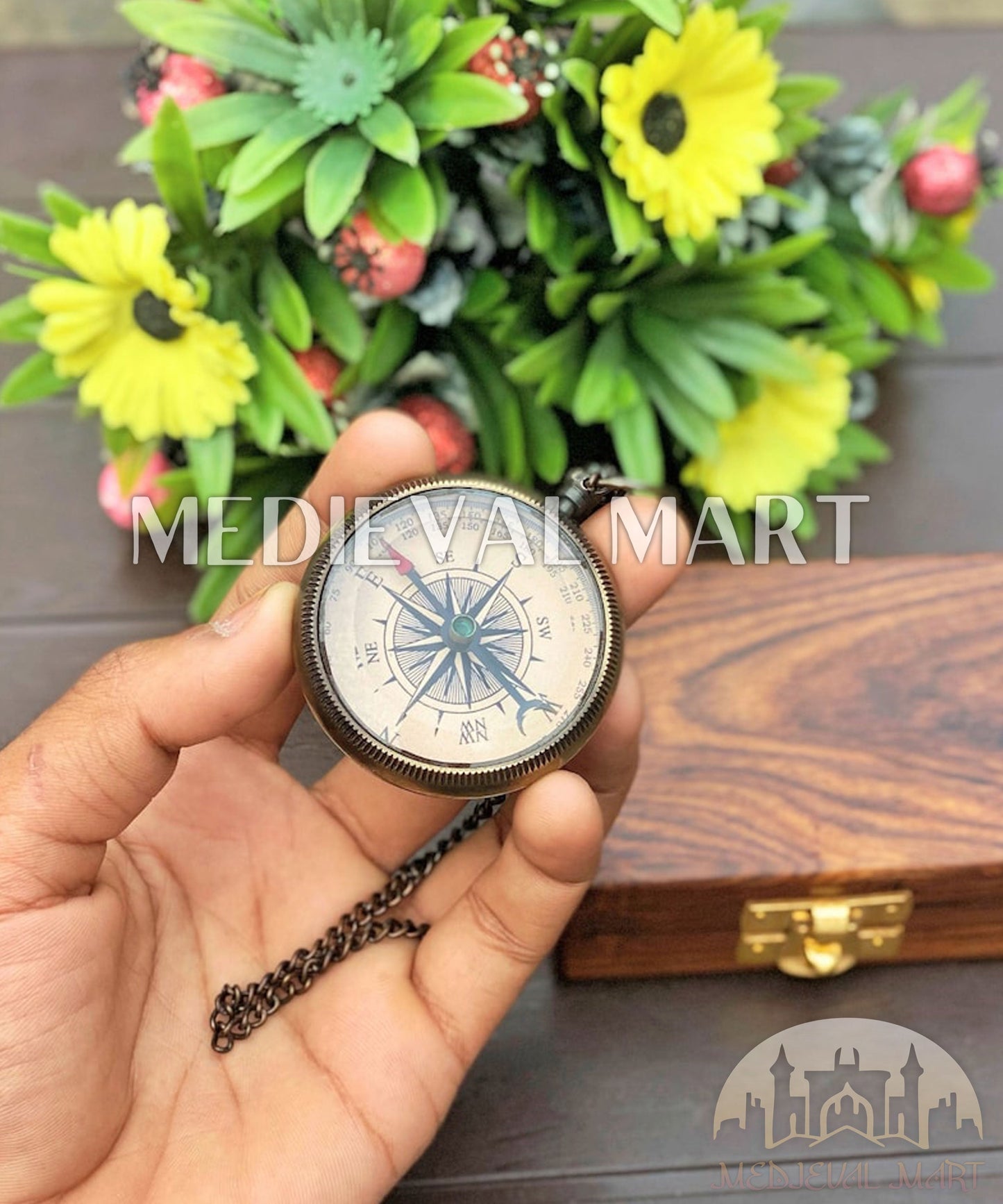 MEDIEVALMART FR Boussole Nautique Vintage Trip Gear en Laiton – Finition Or Brillant avec Base en Bois | Cadeau pour Maman